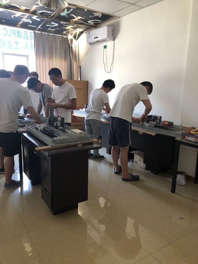 項目排版接線實操